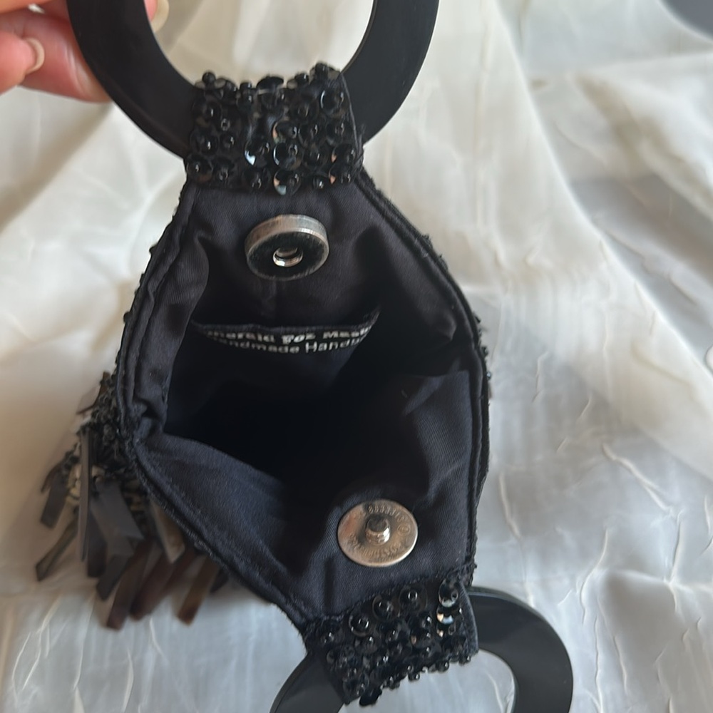 Chic pearl shell statement purse bag - Picture 7 of 9